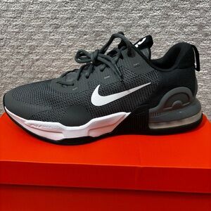 Nike Air Max Alpha Trainer 5 Size 11 Smoke Grey/White/Black DM0829-003